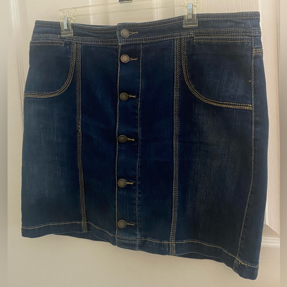 Christopher & Banks Denim Skirt Skort Size 14